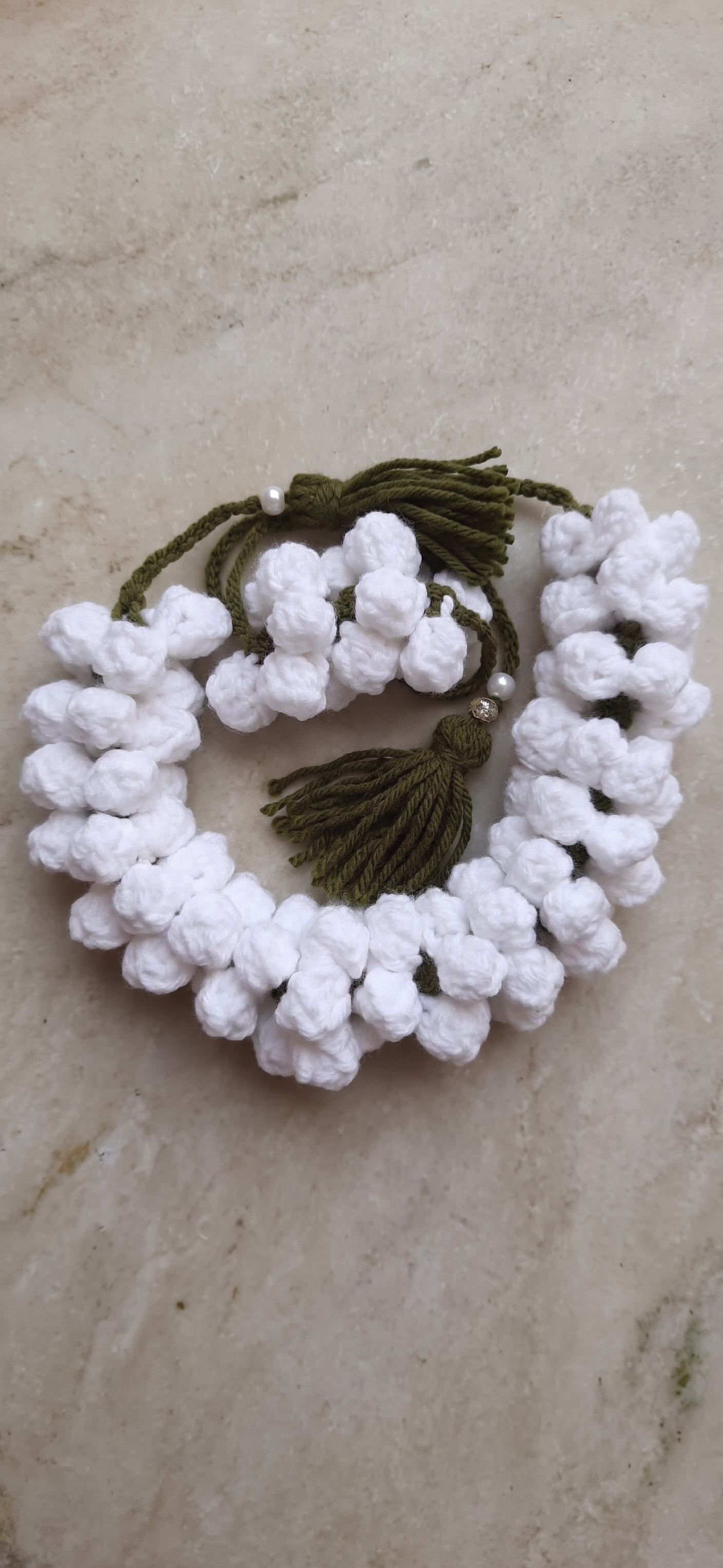Handcrafted Mogra Floral Gajra
